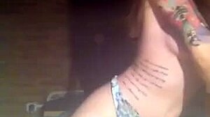 Video fetish eksklusif yang menampilkan remaja amatur Latina dengan zakar besar