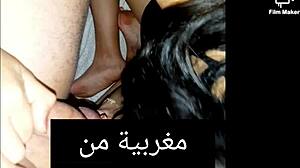 阿拉伯女孩在高清视频中被一根大干了