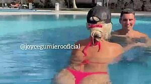 Loiras poolside massage og anal leg i Cancun