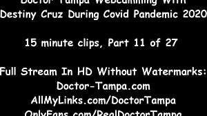 Destiny Cruz daje doktorju Tampi oralni seks med karanteno na Floridi